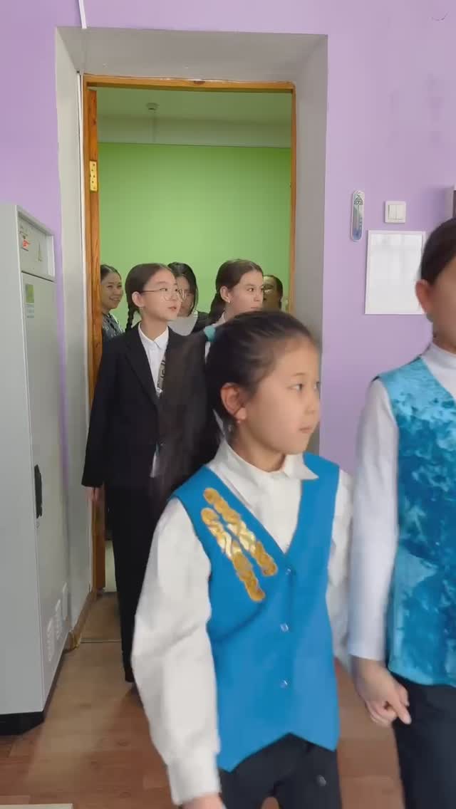 24.02.2025ж. 5г сынып оқушылары Ш.К.Аймановтың 111жылдығына арналған тәрбие сағатын қаламыздың киелі қара шаңырағы М.О.Әуезов атындағы